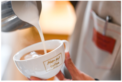 拓展新賽道　西安必勝客“咖啡烘焙創新模式”又添新品